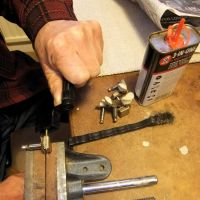 Overhauling the tuners&nbsp;&copy;&nbsp;2026&nbsp;Guitar Angel