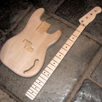 Precision body awaits candy apple red nitro, neck tinted nitro&nbsp;&copy;&nbsp;2026&nbsp;Guitar Angel