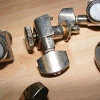 Fender Strat hardware aged, light relic&nbsp;&copy;&nbsp;2026&nbsp;Guitar Angel